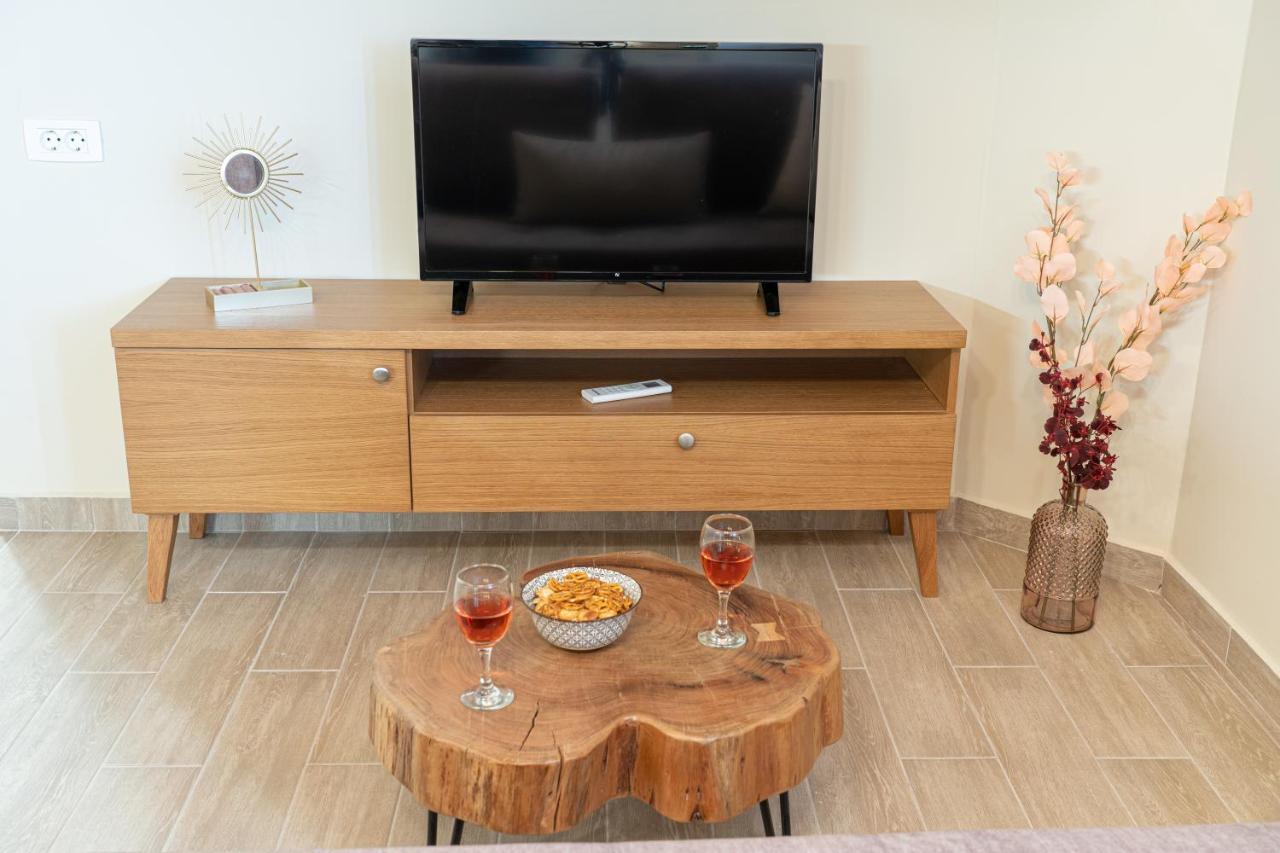 Mimoza'S Apartment Peratáta Zewnętrze zdjęcie